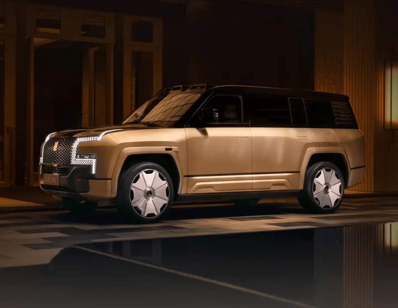 一文汇总比亚迪仰望U8L鼎世版上市发布会：售价128万元起